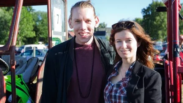 Nicklas Kihlberg, Michaela Hasanovic, på plats i Stavby.