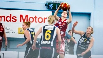Basket damer. Sallén mötte  Luleå i Fyrishov.