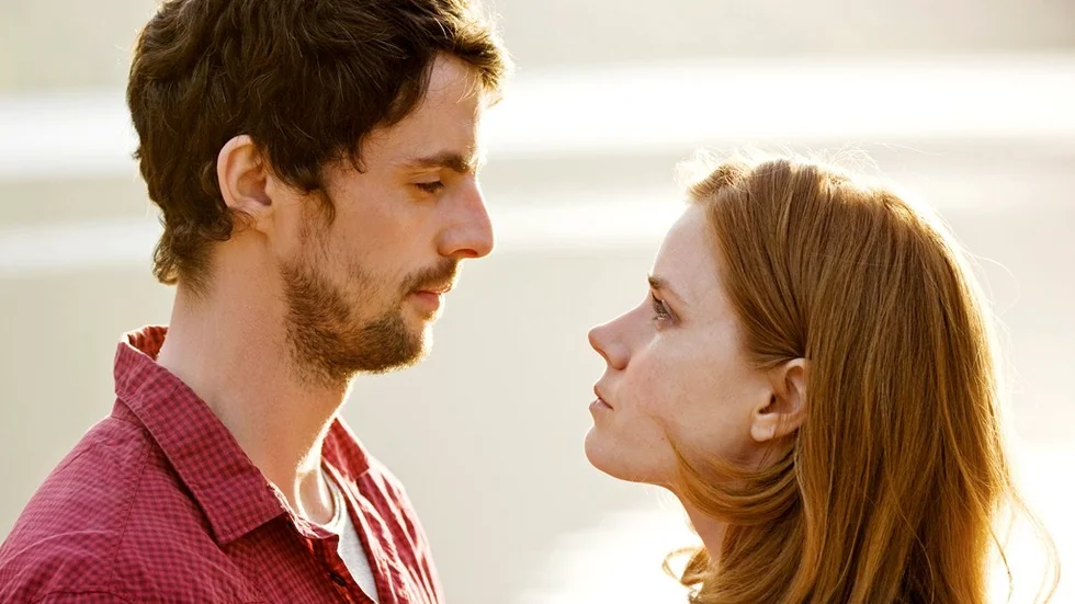 Declan (MATTHEW GOODE) and Anna (AMY ADAMS) attempt to deny their chemistry in ?Leap Year?, a romantic comedy that follows one woman?s determined quest to get married to the perfect guy?despite what fate has in store for her.