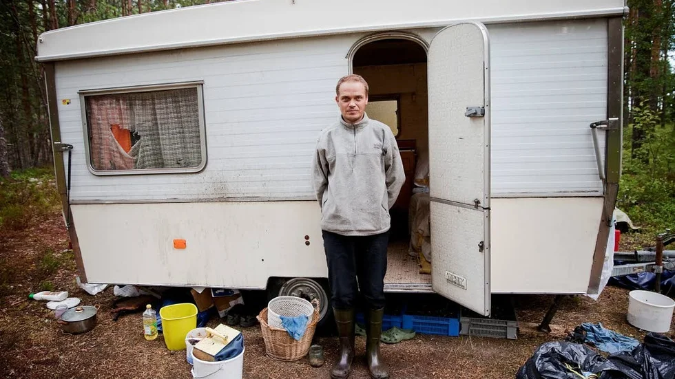 Džeraldas Ceponis har åkt hit från Litauen med nio andra säsongsplockare.
