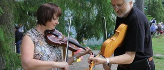 Stämningsfull spelmansstämma på Ottarsborg
