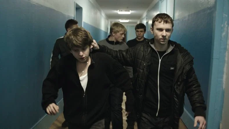 På skolan för dövstumma i "The tribe" handlar det mindre om undervisning och mer om överlevnad.