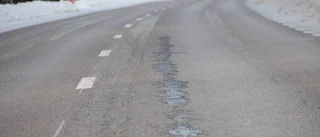 Därför är det hål i vägarna