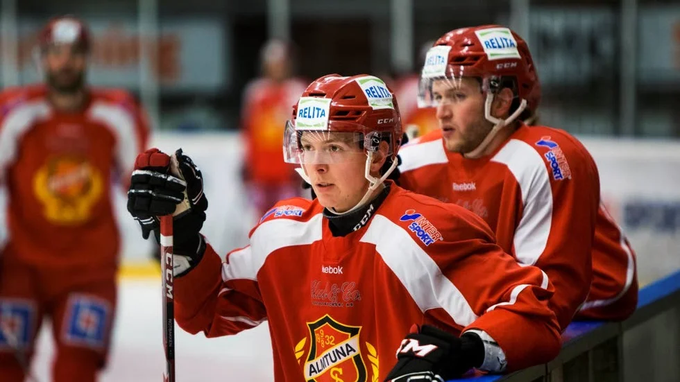 Tillbaka i vardagen. Linus Rotbakken och hans Almtuna laddar för den andra matchen utan Niklas Eriksson som huvudtränare.