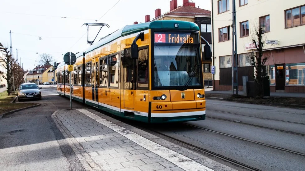 Fel val. Ett kapacitetsstarkt system med bussar, BRT, är en bättre lösning för Uppsala än spårvagn, skriver Tomas Ramsell och Fredrik Ahlstedt.