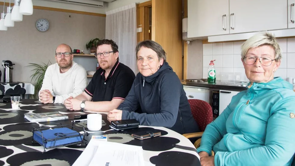 Personalen på stödteamet oroar sig för hur det ska gå för deras klienter och deras anhöriga. Från vänster Jonas Larsson, Örjan Pantzare, Lil Nilsson och Elisabeth Wikman.