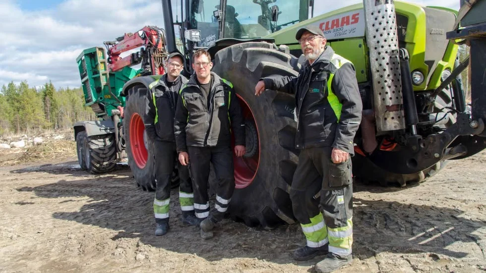 Hans och Anders Köhler tillsammans med Olav Köhler som tidigare drev företaget.