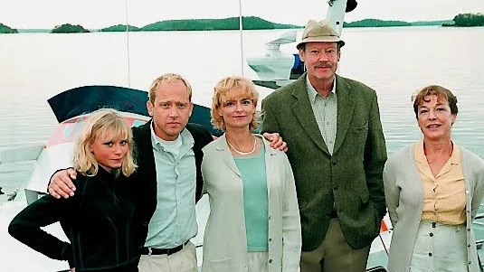 Skärgårdsdoktorn blev omåttligt populär när serien började sändas på SVT 1997 och ligger bakom namnet på praktiken på Seskarö.