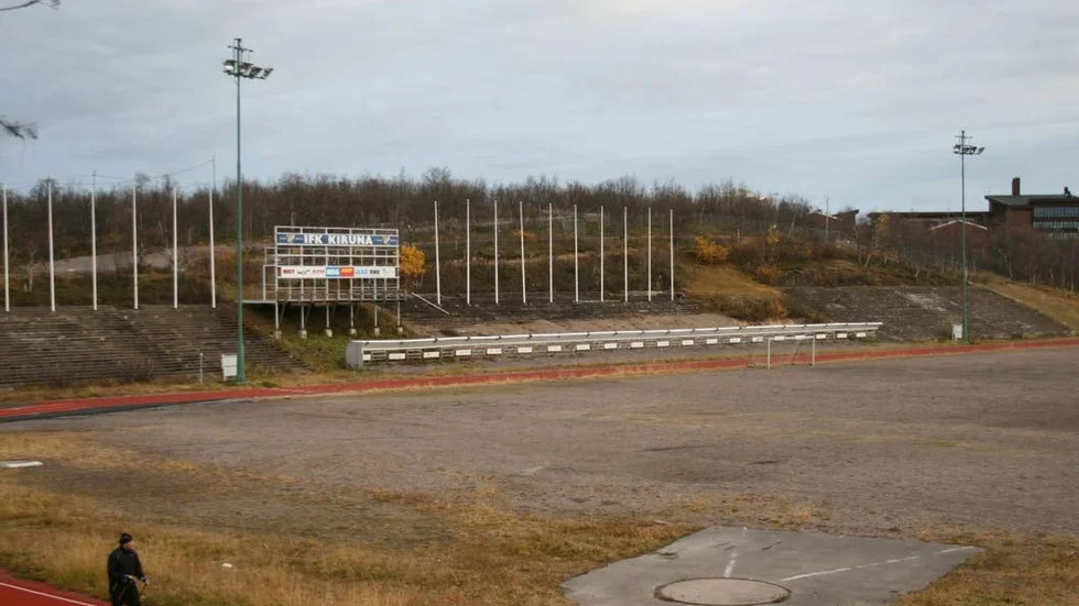 Runt Matojärvis motionsspår har den nya rullskidsbanan börjat byggas.