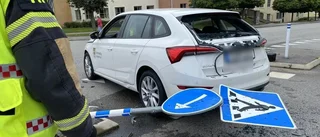 Trafikolycka i centrala Vimmerby – förare misstänks för brott