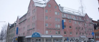 Hotellet fick oväntat besök – tomt i köket när inspektörerna kom