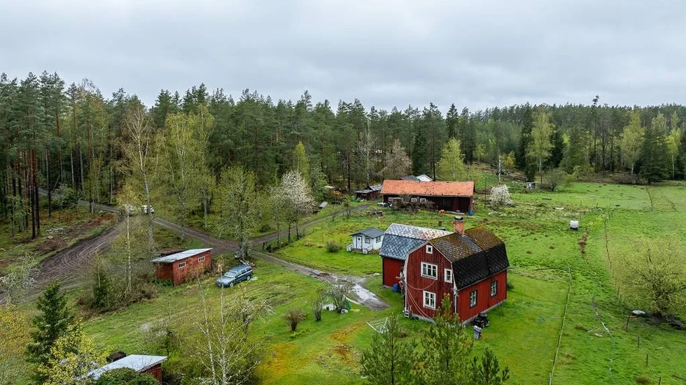 Dråpstad Nyhagen, en gård med ett litet bostadshus.
