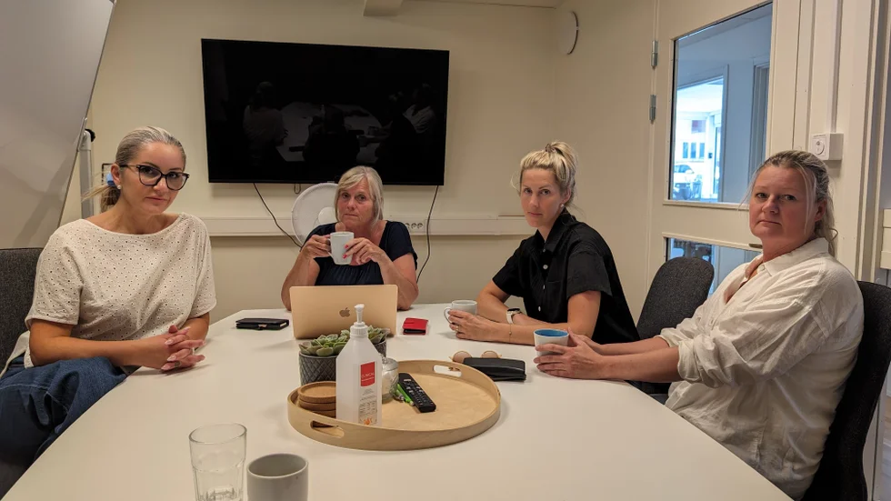 AVO och Continuums chefer träffades för att prata om de uppsagda avtalen. Från vänster Murisa Blazevic, verksamhetschef AVO, Mona Lindström, biträdande verksamhetschef AVO, Ida Markeby-Redén, samordnare Continuum och Jeanette Pettersson, HR lönechef Continuum.