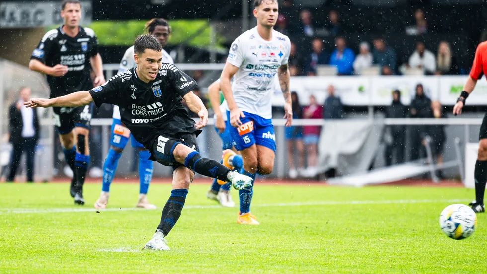 Får Leo Walta måljubla från elva meter precis sosm senast på Finnvedsvallen när Sirius gästar Värnamo i den allsvenska premiären?