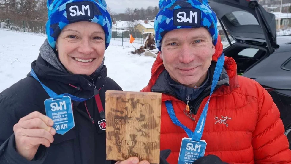 Nina Ellmark och Erik B:som Blomberg klarade av Sollentuna winter marathon i helgen.
