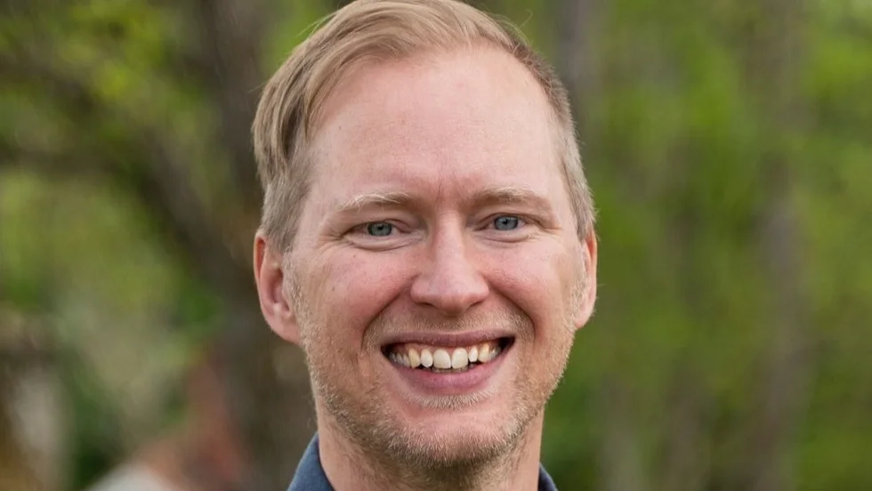 Jonas Wamstad är marknadschef på Drupps som nu tecknat sin största order någonsin.