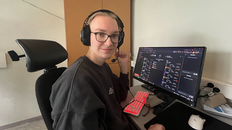 Fabian Lingeby går andra året på Ebersteinska och hoppas på jobb inom e-sport efter gymnasiet.
