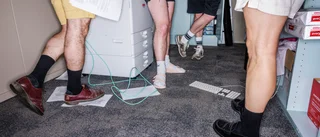 Ja eller nej till shorts på jobbet – omröstningen avgjord  