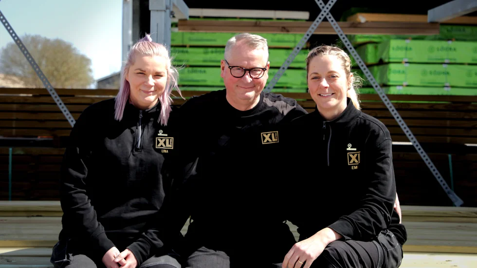 Lina Ahlqvist, Peter Ahlqvist och Emma Ahlqvist driver idag byggvaruhandel KG Ahlqvist med 20 anställda.