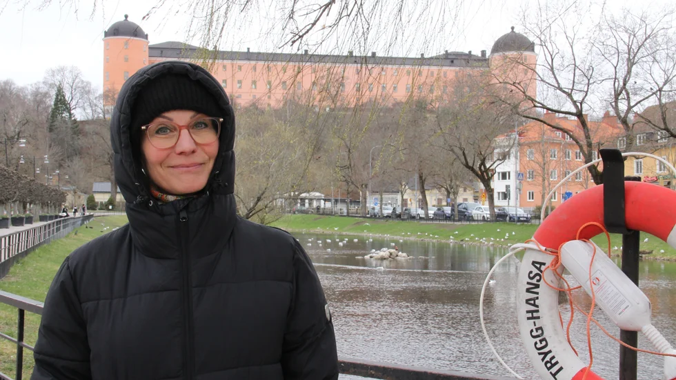 "Det är kallt, så dunjackan fick komma fram igen", säger Anna Wikestedt, 47 år.