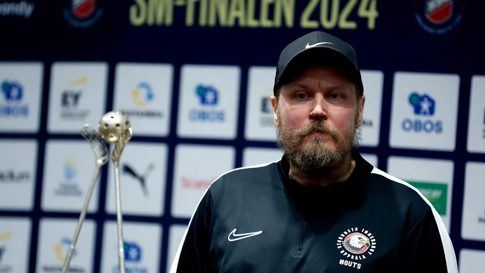 Mika Kohonen, tränare i Storvreta under pressträffen dagen före SM-finalen mot Pixbo.