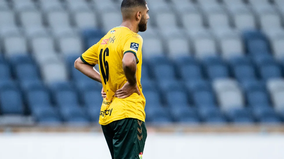 Dalkurds Rassa Rahmani deppar under fotbollsmatchen i Svenska Cupen mellan Dalkurd och AIK i augusti i fjol.