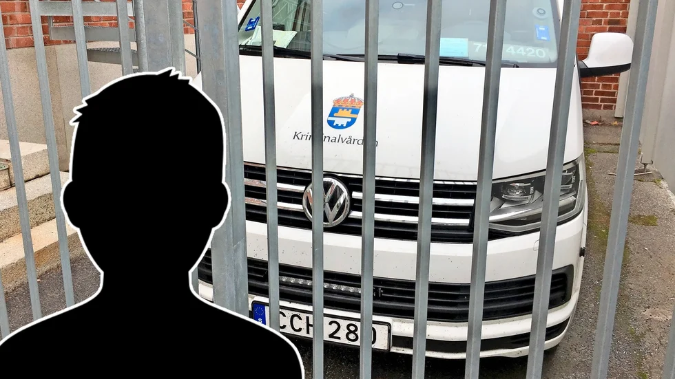 Den 30-årige mannen häktades några dagar efter våldsattacken. Han misstänks för grov misshandel då en närstående kvinna ströps medvetslös. Vittnen som filmade delar av händelsen är mycket viktig stödbevisning.