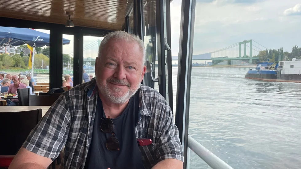 Kulturprofilen Hasse Lindell är idag 63 år och tillbringar det mesta av sin tid i Frankrike. 