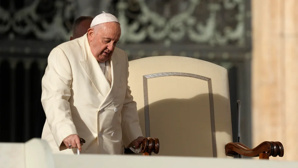 Påve Franciskus ställer in sin medverkan på klimatmötet COP28 med bara två dagars varsel. Arkivbild.