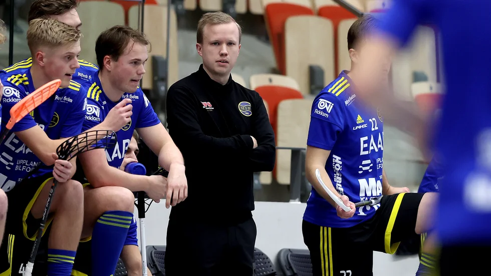 Martin Dahlberg har tagit klivet från assisterande tränare till huvudtränare i Hagunda till den här säsongen. Han får den tuffa uppgiften att försöka hålla Hagunda kvar i superligan ytterligare ett år.