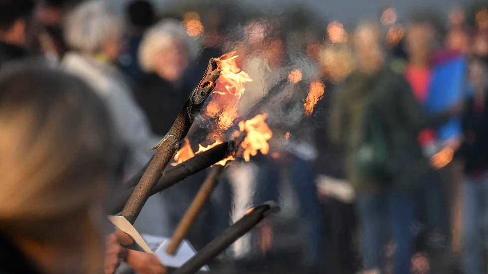 Fackeltåg är en av aktiviteterna under Folkets fest i Åkers styckebruk på söndag.