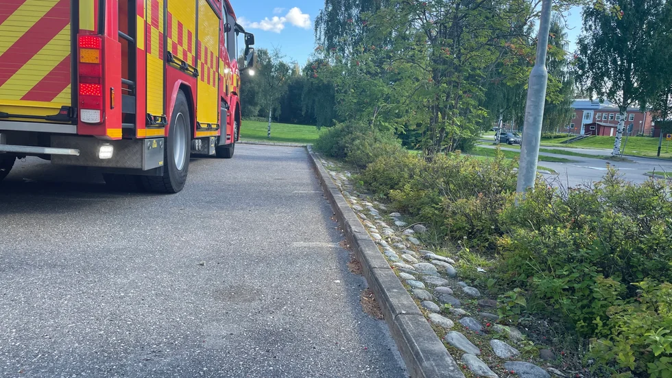 Räddningstjänsten på plats på Erikslid.