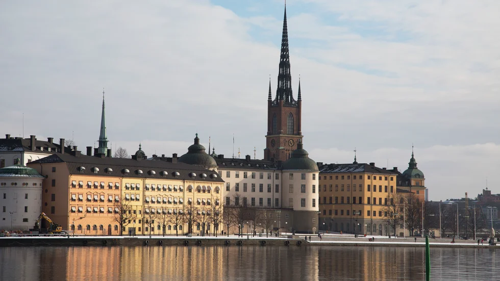 En förbipasserande larmade om en kropp i vattnet vid Riddarholmen. Arkivbild.
