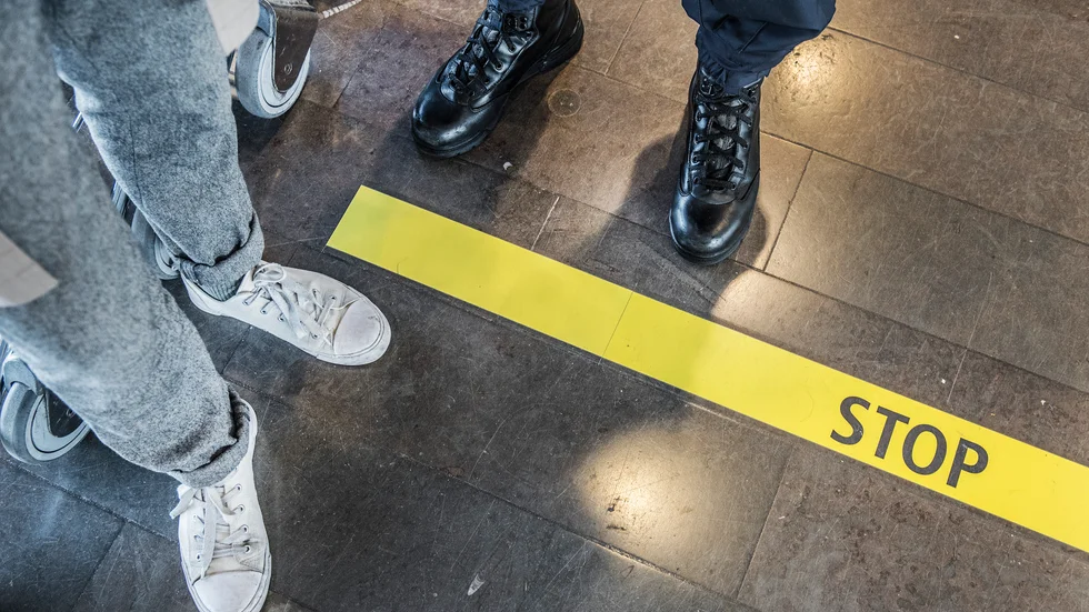 Störningar i polisens it-system har orsakat köer vid gränskontrollen på bland annat Arlanda. Arkivbild.