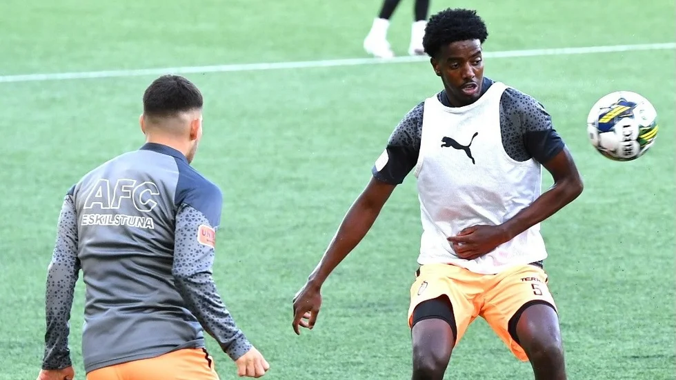Hussein Cabdi Mohammed går under smeknamnet Paul Pogba av den nye AFC-tränaren.