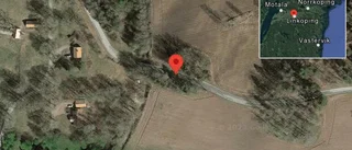Brinnande fordon stoppar trafiken