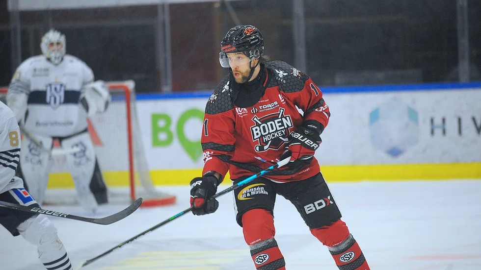 Henri Tamminen firade 100 matcher i Boden med ett viktigt mål. 