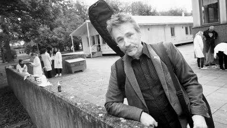 Vill inte tillbaka. En dag utan F-huset var skönt, tyckte musikläraren Thomas Ekelöf, som inte längtar tillbaka in