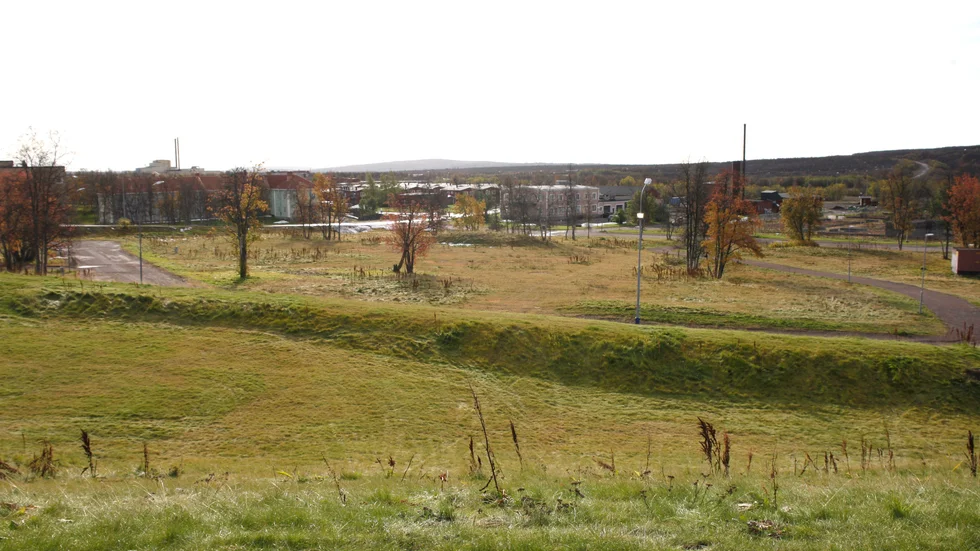 Så här ser det ut i Kiruna på tisdagen. Gröna gräsmattor igen.