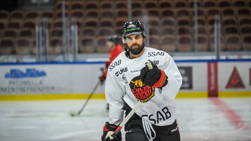 Backvärvningen Frederic Allard närmar sig comeback, men det dröjer ännu ungefär en månad.