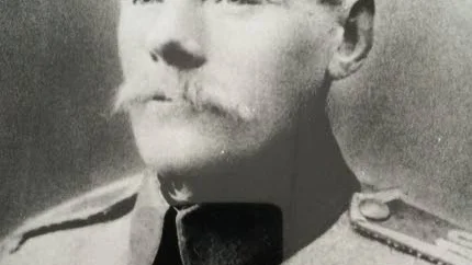 Nr 107 Bajonett. Karl Magnus Ström. Född 1871. I tjänst 1884. Tog avsked 1923 och avled 1929. (Norrfjärdens hembygdsförenings bildarkiv).