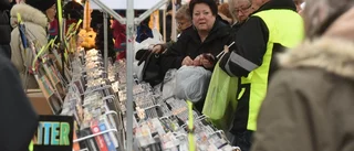 BILDEXTRA: Folkvimlet på Tomasmarknaden