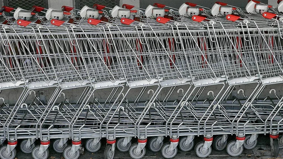 Stölden på Ica Maxi ledde till ett narkotikafynd. Nu har två Motalabor dömts till fängelse.