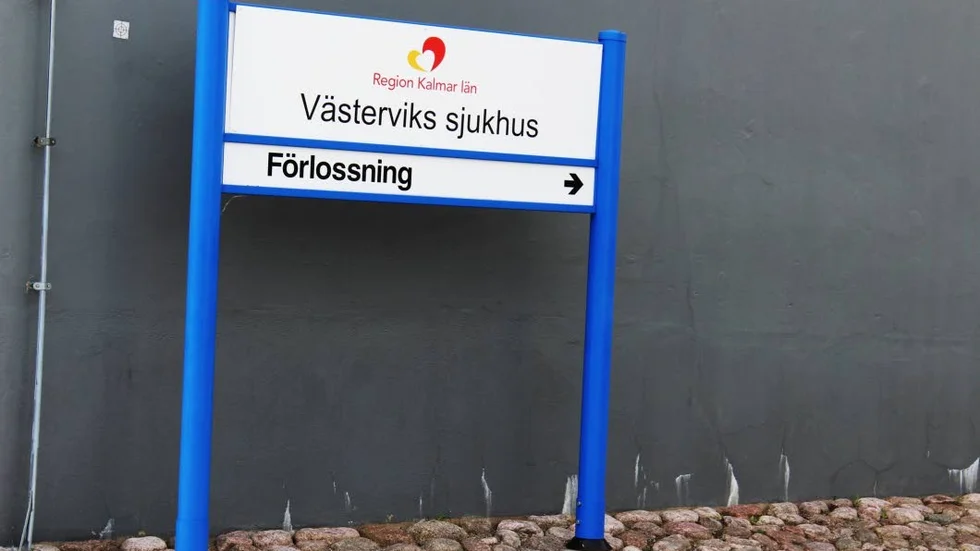 – Som det är nu är det många som inte orkar arbeta heltid, eftersom hälsan blir lidande, säger barnmorskorna.