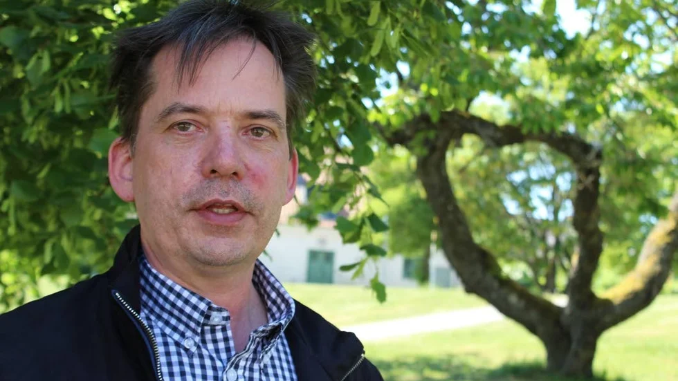 Johan Gustafsson, enhetschef för gata och park inom kommunen går in som vd i de kommunala bolagen den 1 juli. Han kommer att dela sin tid mellan uppdragen.