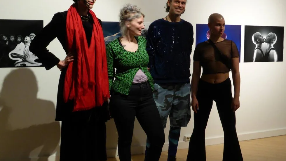 Konstnärerna, fr v: Danielle Pamp, Maja Michaelsdotter Eriksson, Zafire Vrba och Freja Lindberg.