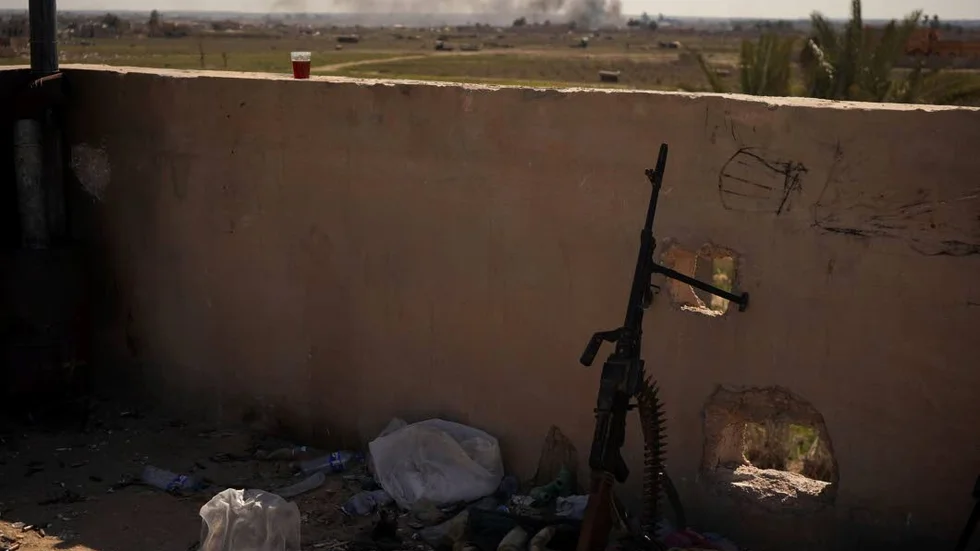 Både Islamiska staten och den syriska regimen har gjort sig skyldiga till övergrepp under kriget i Syrien.
