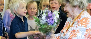 Ingrid, 106, kallades till skolstart