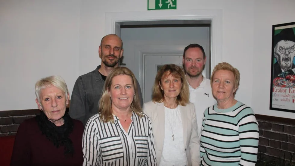 Styrelsens kvinnor i framkant. Fr v Marita Lingefelt, Veronica Borg, Christina Kallström och Lotta Roos. Bakom står frv Olov Phåls och Morgan Westerling