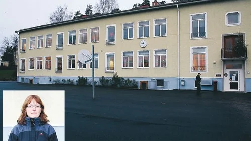Vem vill bo i Blackstad om skolan läggs ner?, undrar föräldern och dagmamman Malin Pettersson (infälld).